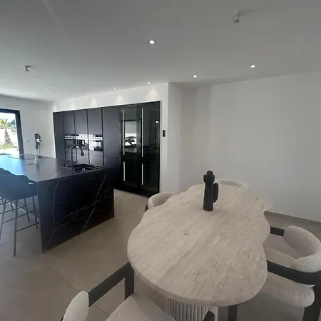 Moderne Luxueuse Avec Piscine Βίλα *
