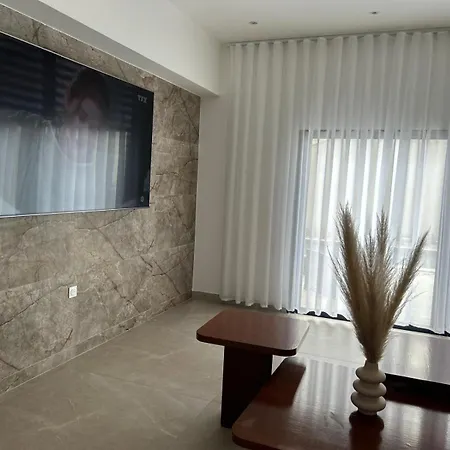 Moderne Luxueuse Avec Piscine Βίλα Μπεζιέ